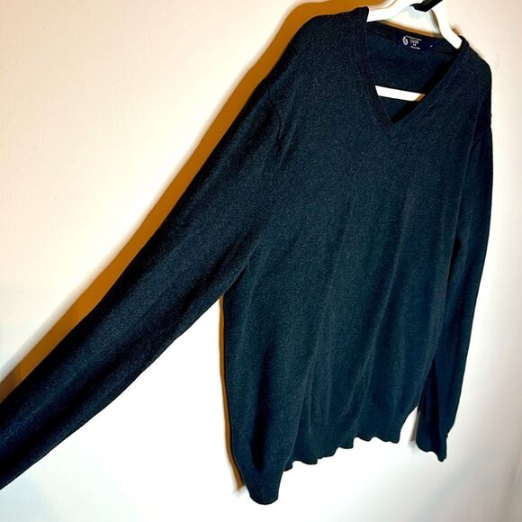 J Crew Black V-Neck Women’s Sweater 95% Cotton 5% Cashmere Large - Picture 2 of 4